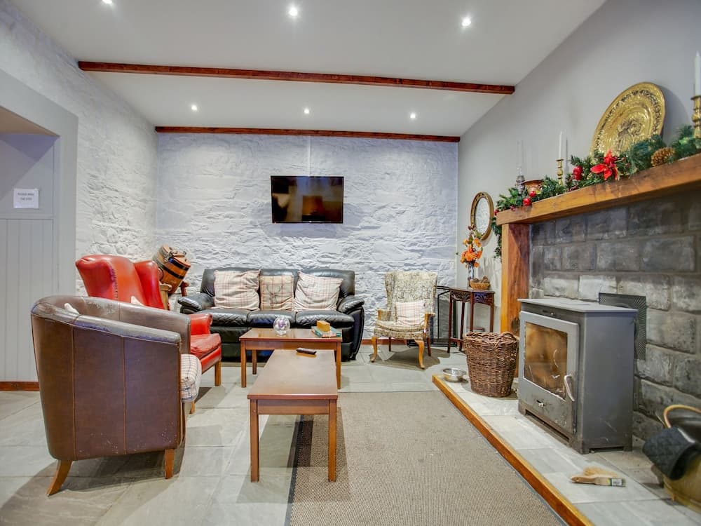 The Murray Arms Hotel