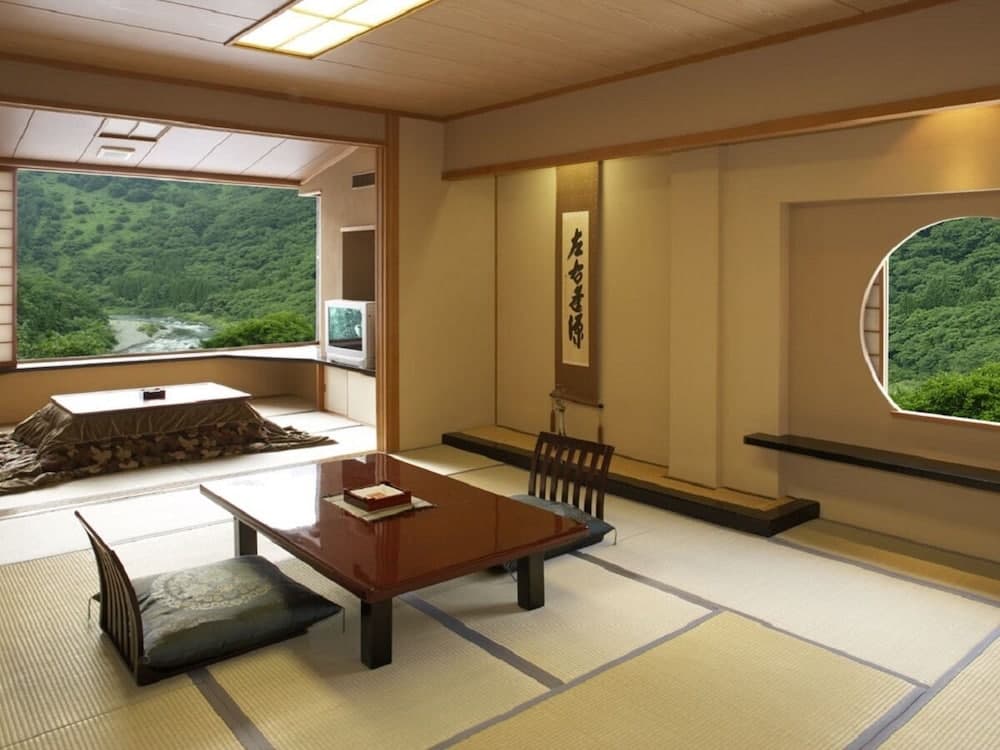 Aizu Ashinomaki Onsen MARUMINE Honkan