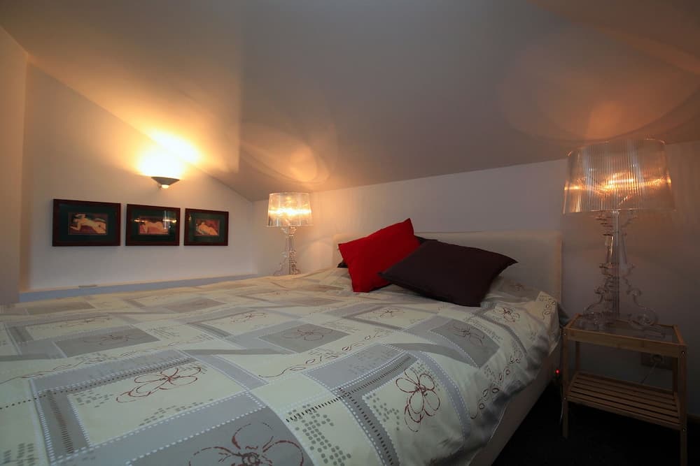 La Petite Bruyere De Renaix