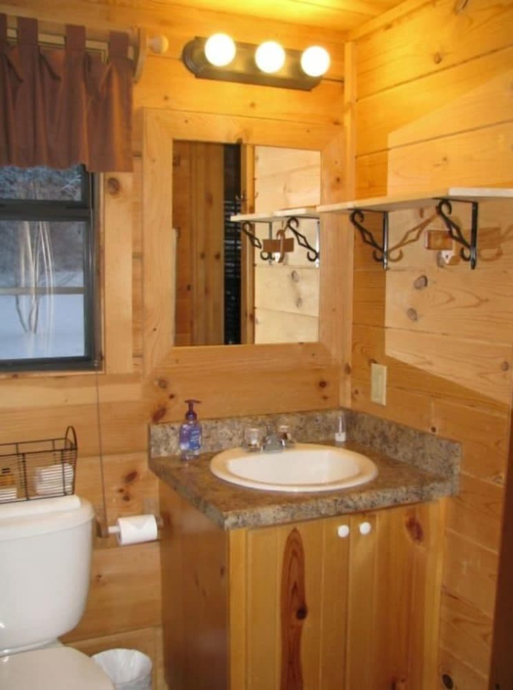 Linville River Log Cabins