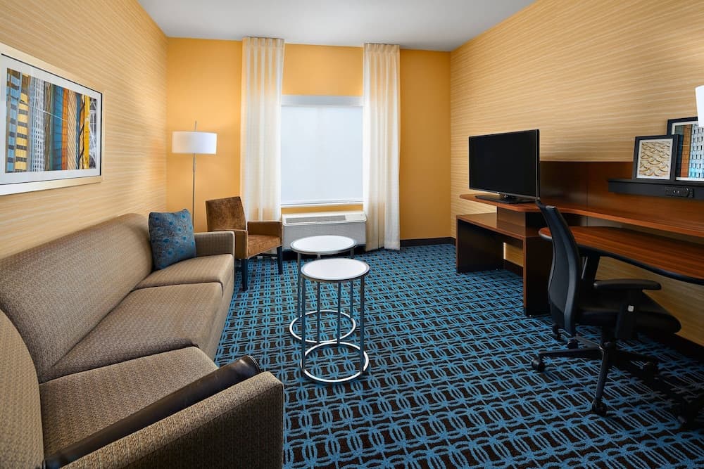 Fairfield Inn&Suite by Marriott Fresno Yosemite Intl Airport