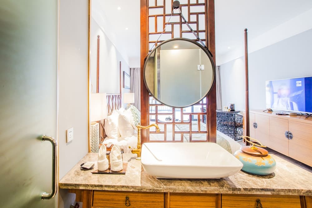 Courtyard Hotel – Li River Branch