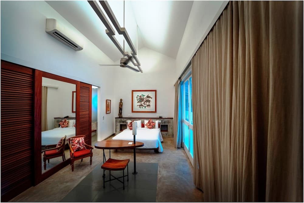 Trinity At Fort Cochin