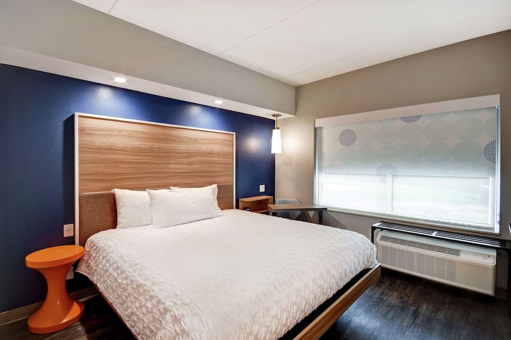 Tru by Hilton Raleigh Durham Airport