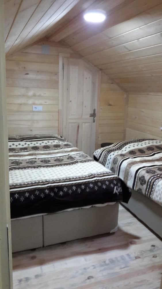 Meleklerin Evi Apart