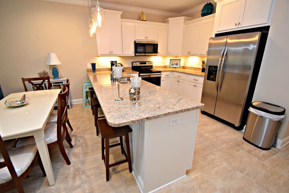 A Beach Life 3a 3 Bedroom Home by Redawning