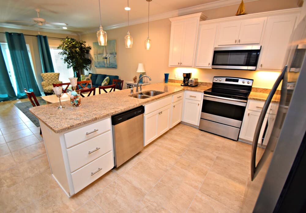 A Beach Life 3a 3 Bedroom Home by Redawning