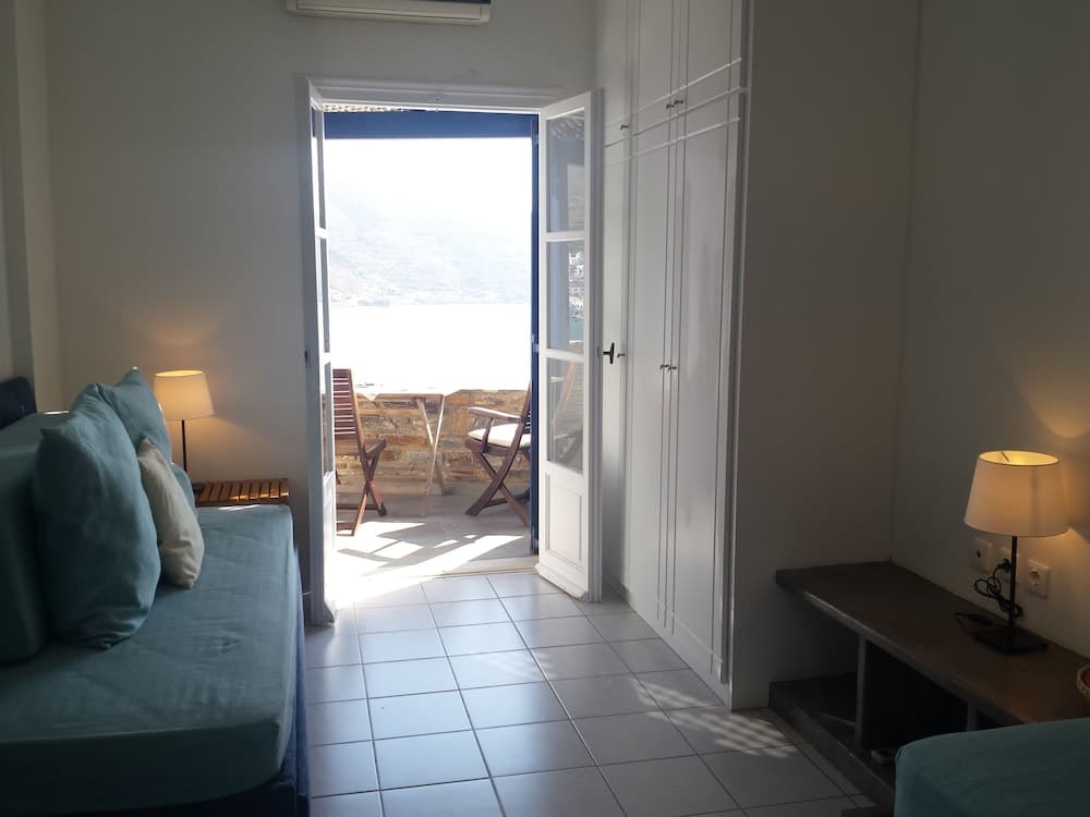 Diosmarini Studios & Apartments