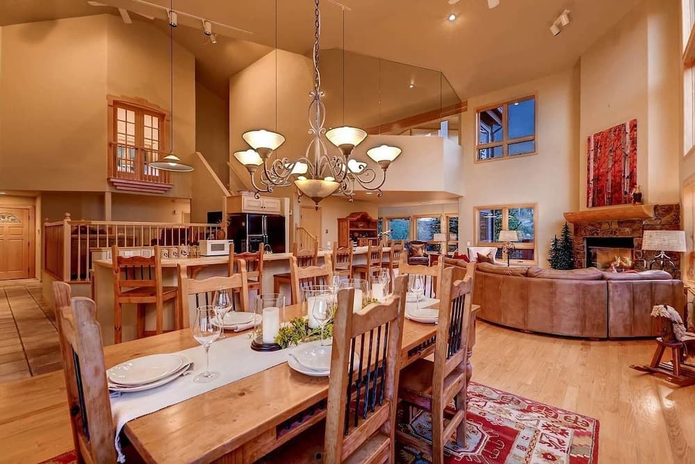 10 Mile Range Retreat - Peace, Seclusion & Access