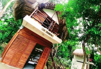 Media Luna Hostel Baru