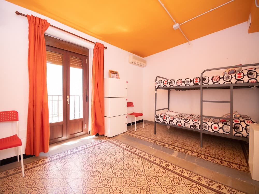 Arc House Sevilla - Hostel