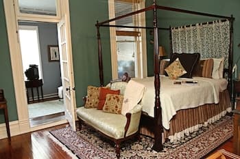 1890 Williams House Inn