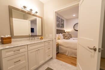 The Newport Lofts - 364 Thames Street