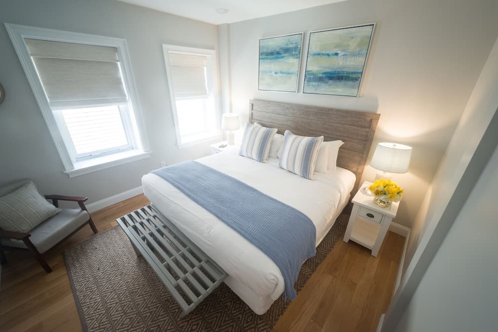 The Newport Lofts - 364 Thames Street