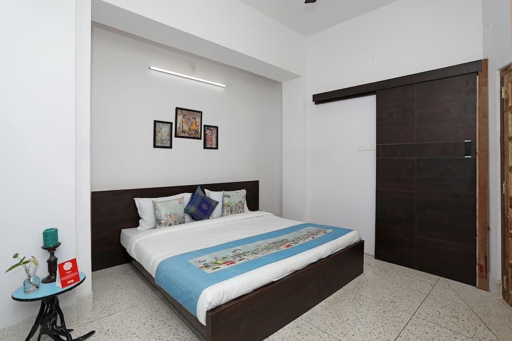 OYO 10298 Home near Sukhadia Circle