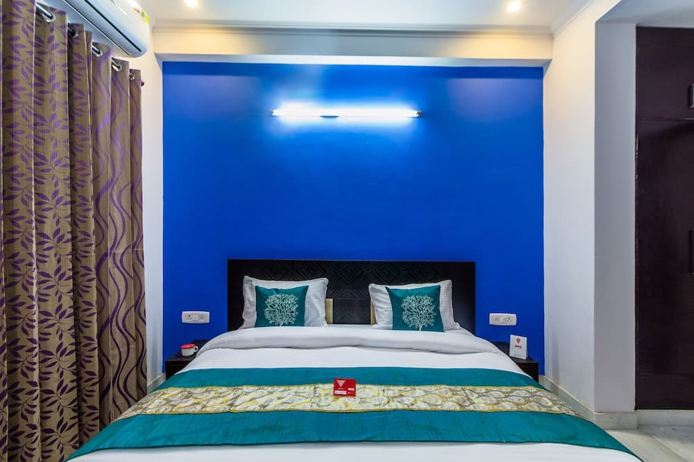 OYO 4228 Heritage Regency