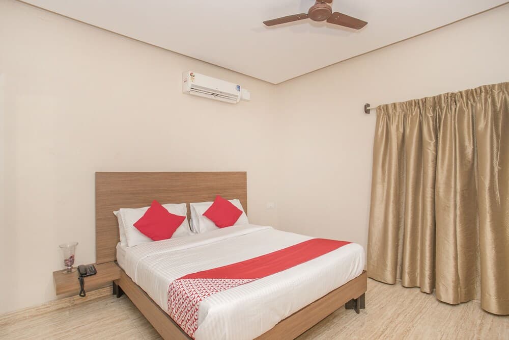 OYO 10722 Simera Service Apartments