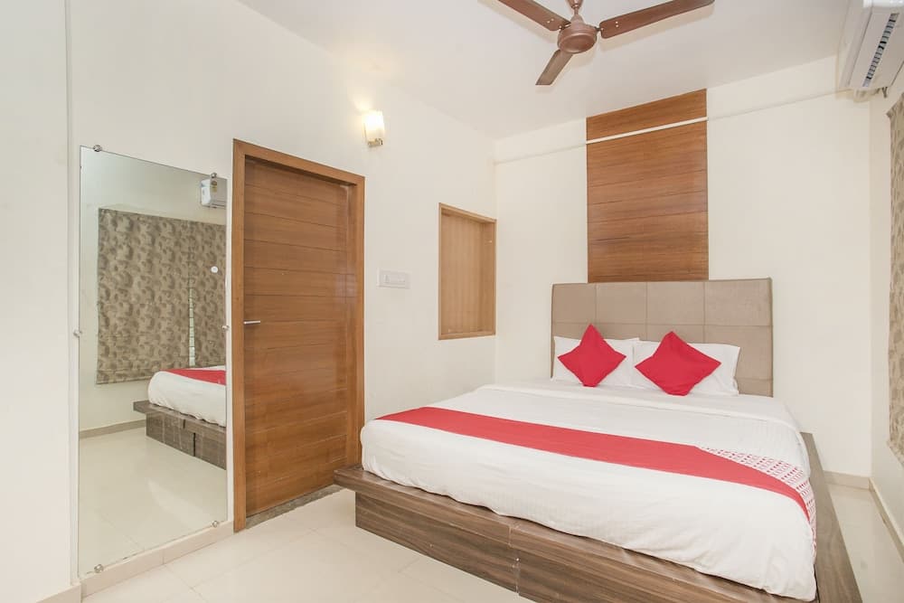 OYO 10722 Simera Service Apartments