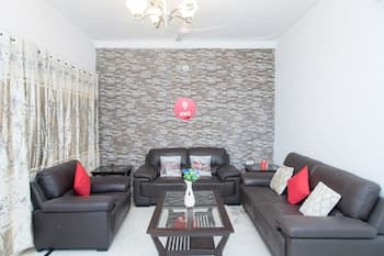 OYO 11064 Home Elegant 3BHK Villa Near Hiran Magri