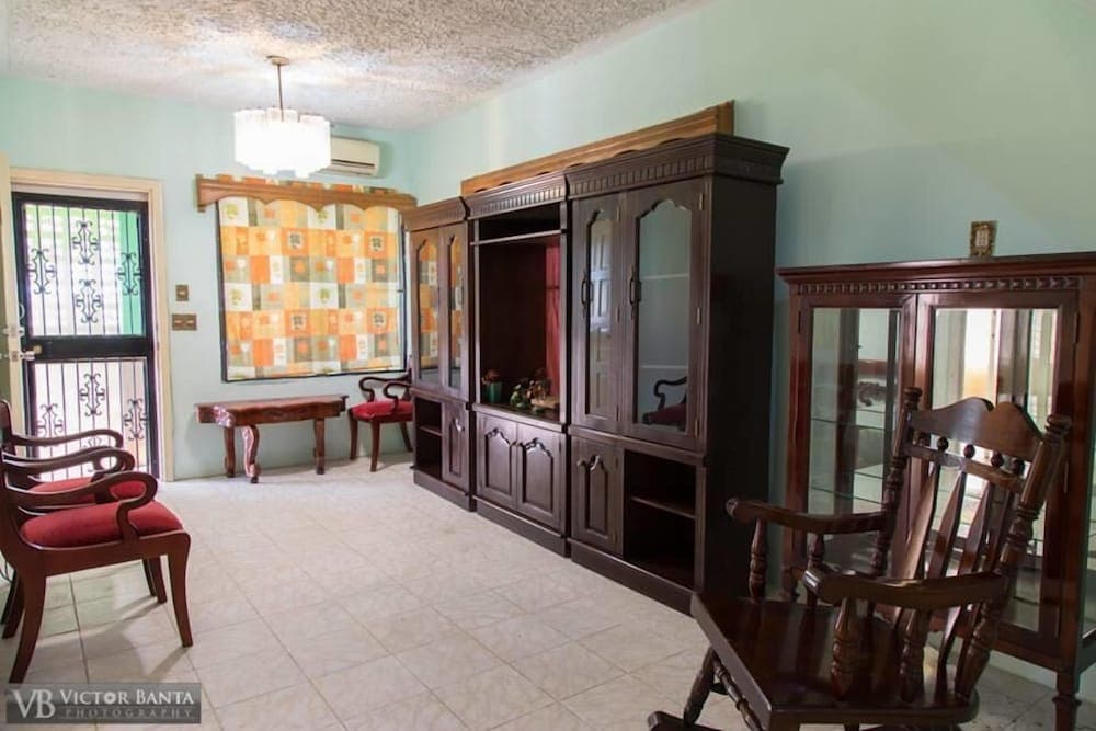 Belize Toucan Nest Hotel