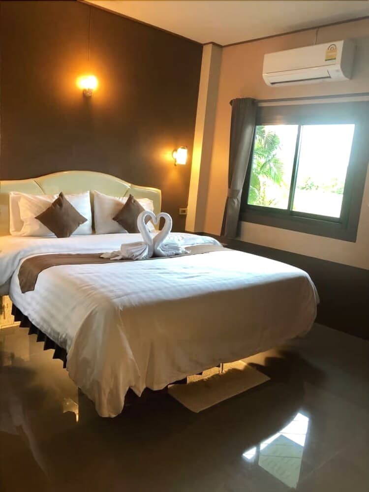 Safe House Phatthalung Resort