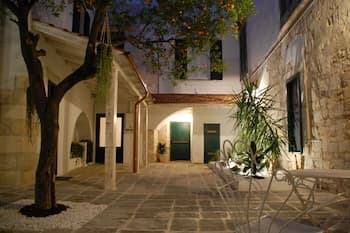 Palazzo Bianchi Domus Holidays