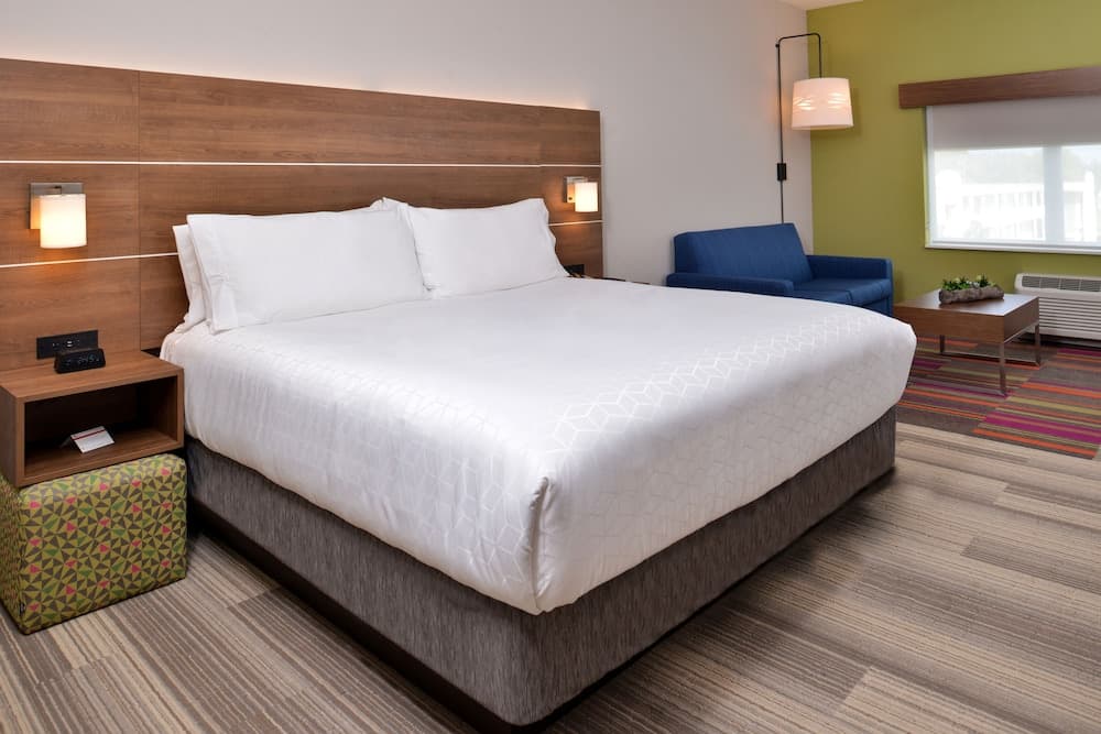 Holiday Inn Express & Suites Alachua - Gainesville Area by IHG