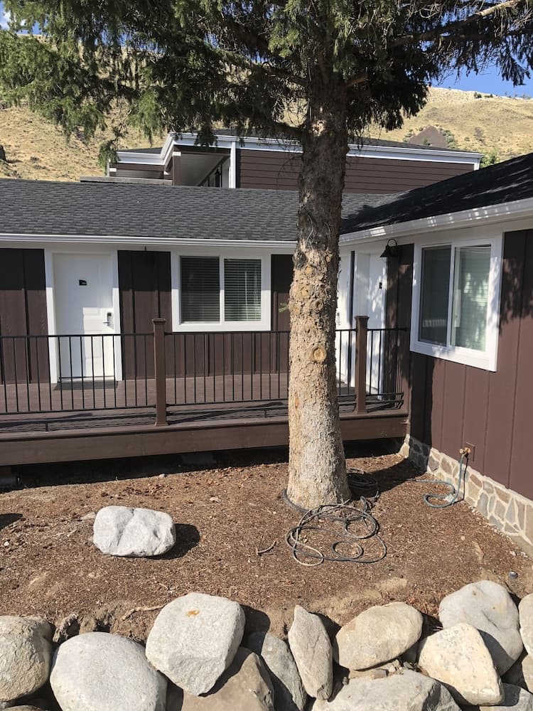 The Roosevelt Hotel - Yellowstone