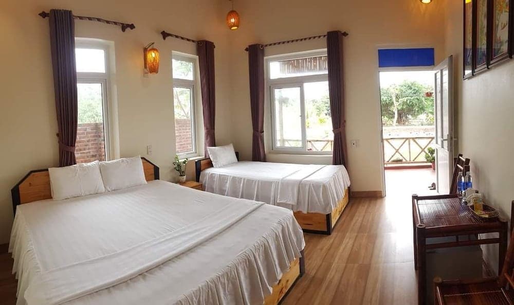 Ninh Binh Mountain Side Homestay & Cafe