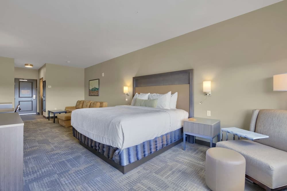 Best Western Plus Fillmore Inn & Suites