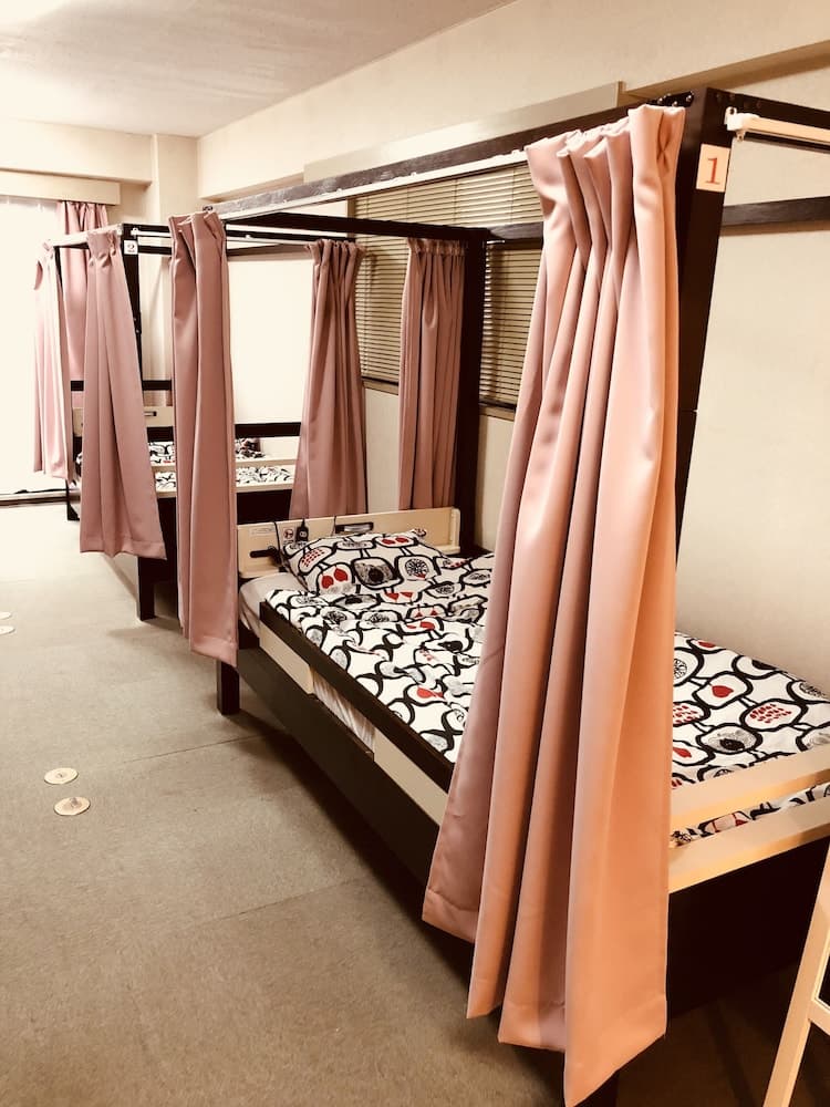 Womens Lodge - Hostel