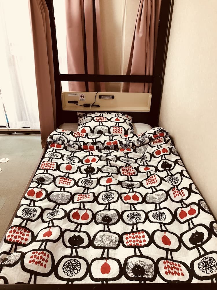 Womens Lodge - Hostel