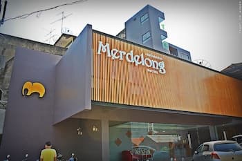 Merdelong Hotel