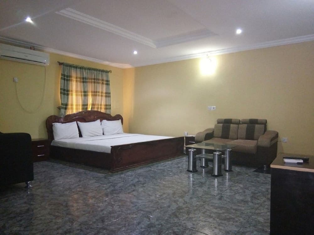 New Gate Lodge & Hospitality Ltd