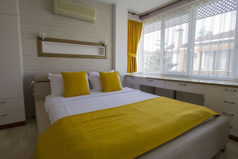 Infinity Safran Villa