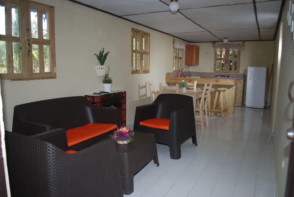 Hotel Rancho Constanza