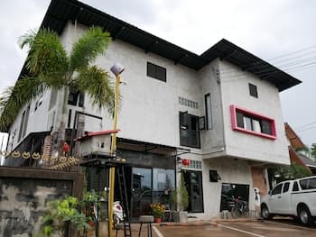 41 Studio - Adults Only