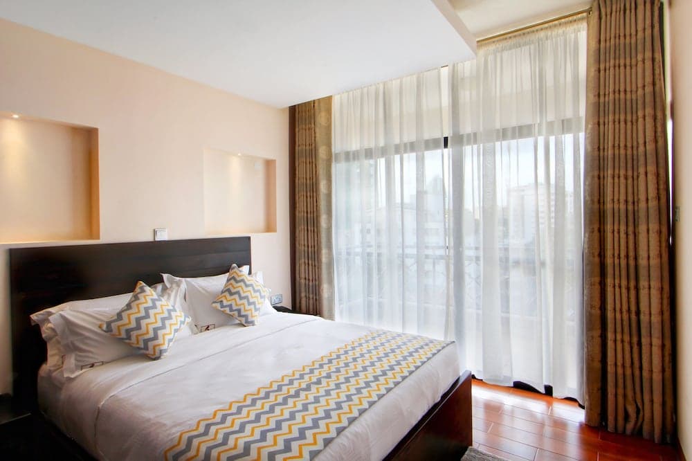 Highlands Suites Apartment Hotel