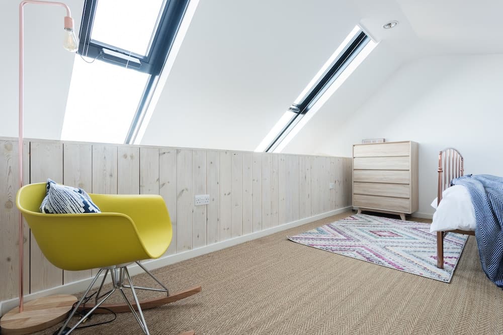 The Cliffside Loft - Distinctly Modern 3BDR Riverside Home