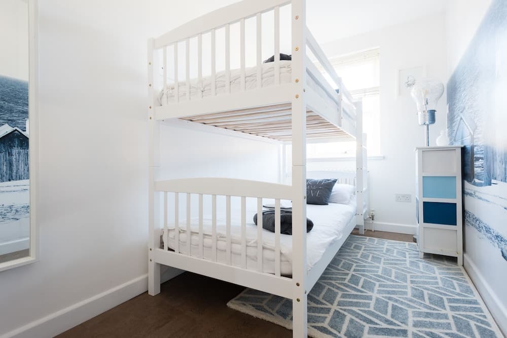 The Jericho Escape - Comfortable & Modern 4BDR in Jericho