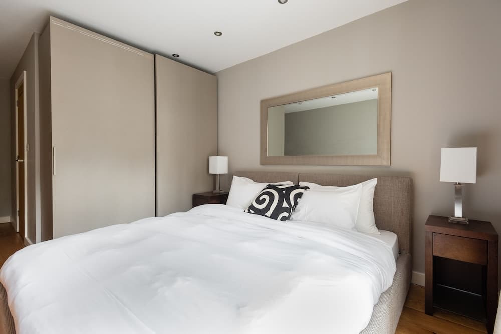 The Norfolk Townhouse - Large & Stunning 5BDR Mews Home on Private Street