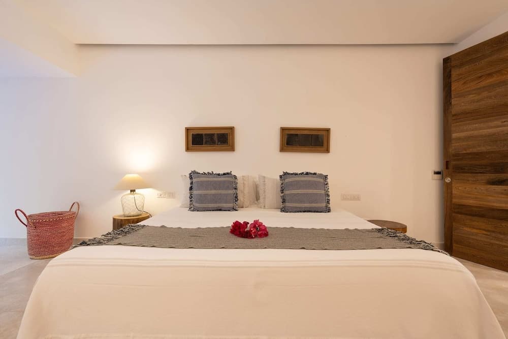 El Careyes Club & Residences