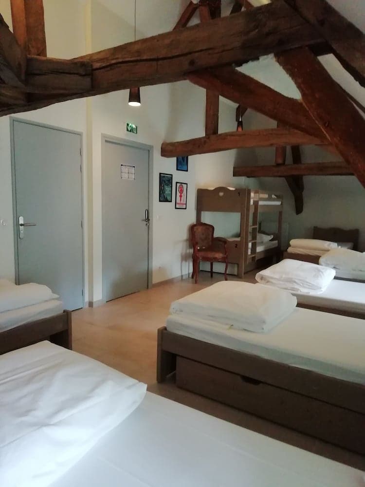 L'auberge de Treigny - Hostel