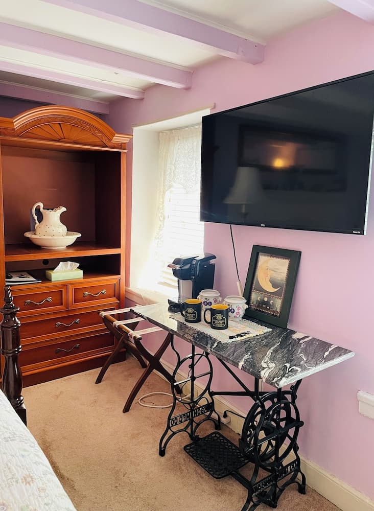 Hargrave House B & B