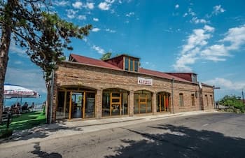 Kanudosi Guest House