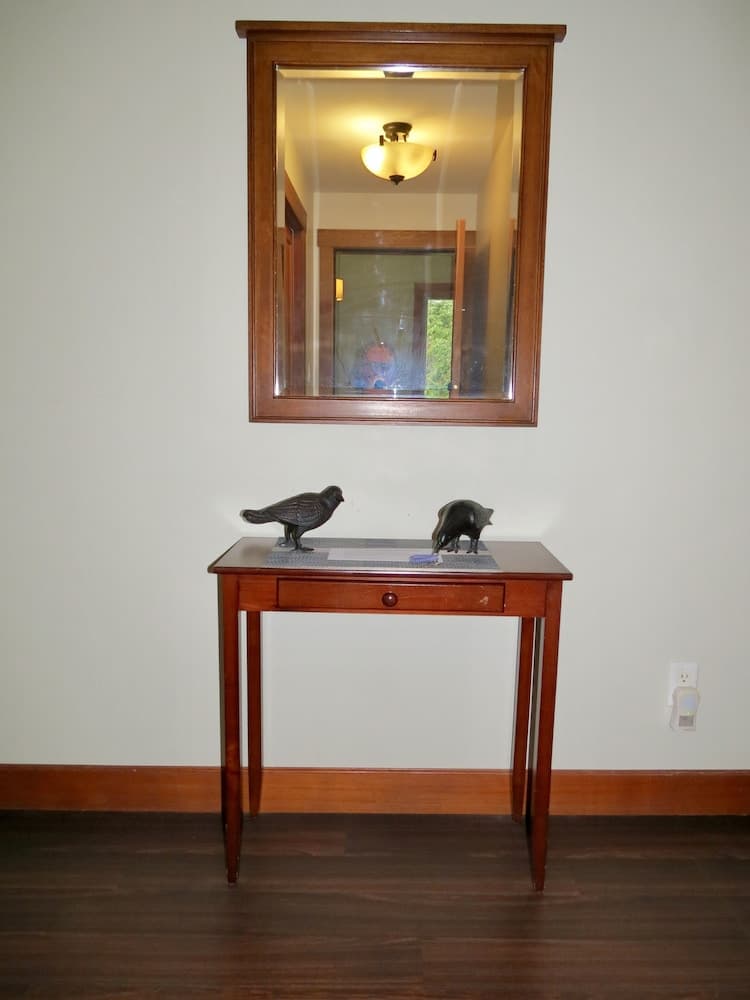 Cobble Wood & Bird Sanctuary Guest Houses