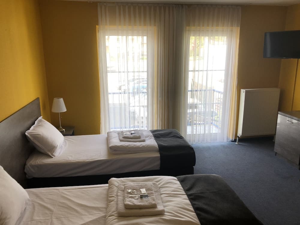 Simona Hotel Frankfurt Airport