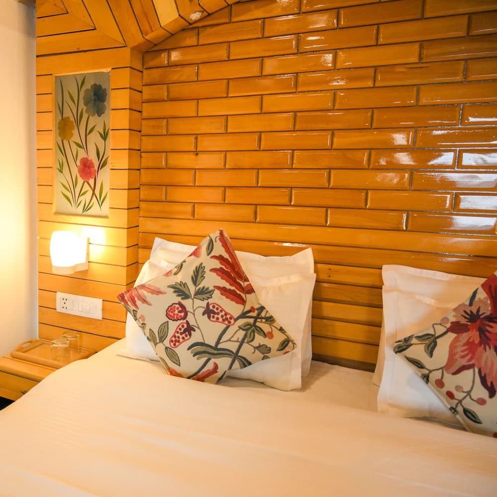 Royal Comfort Regency