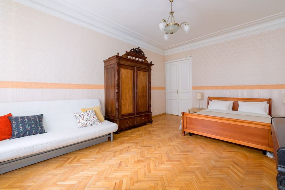 City of Rivers near Hermitage 4 Rooms