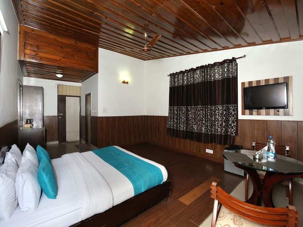 OYO 9660 Blossom Resort